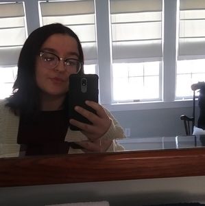 Meet your Posher, Vanessa